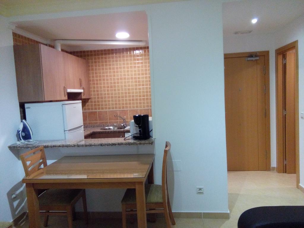Apartamentos Turisticos Las Yucas Torre Del Mar Esterno foto