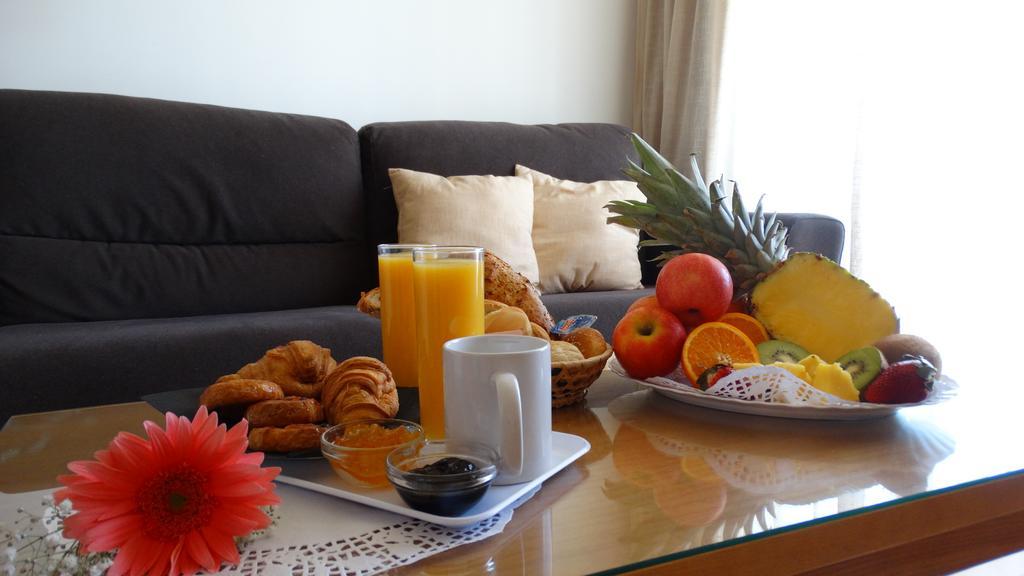 Apartamentos Turisticos Las Yucas Torre Del Mar Esterno foto