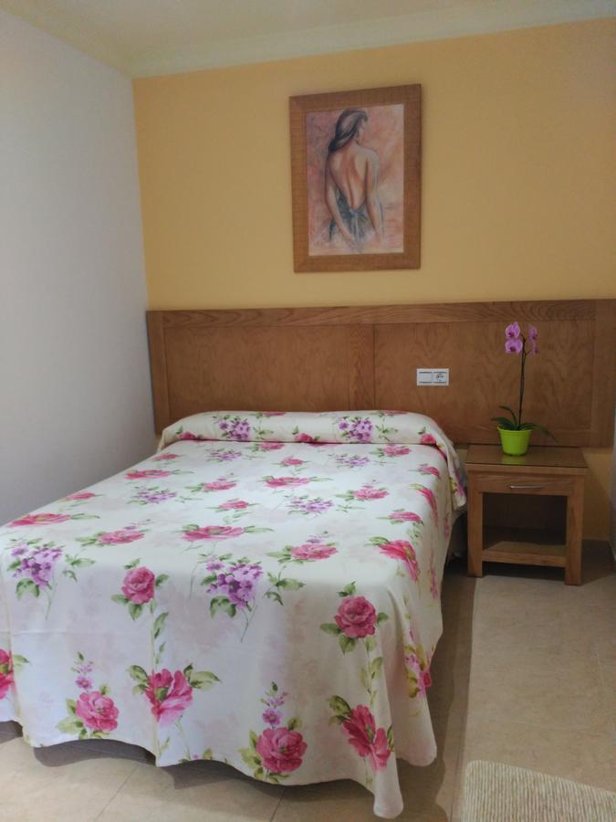 Apartamentos Turisticos Las Yucas Torre Del Mar Esterno foto